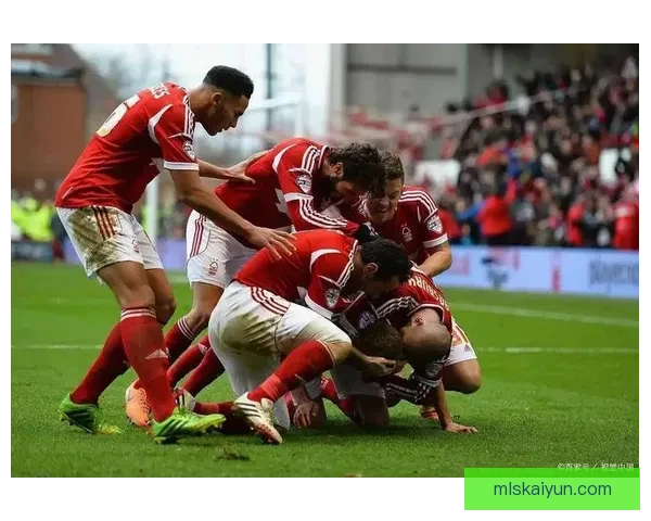 里昂球员状态回暖，近期表现稳健备受关注