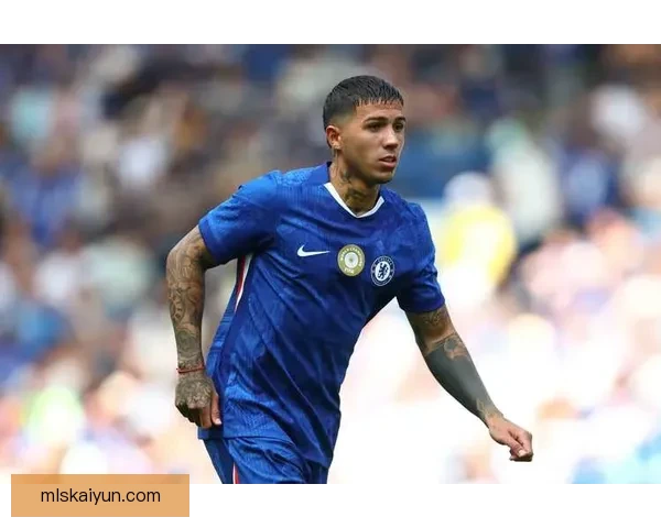 恩佐职业轨迹：从博卡青年到切尔西的稳步成长之路稳步成长